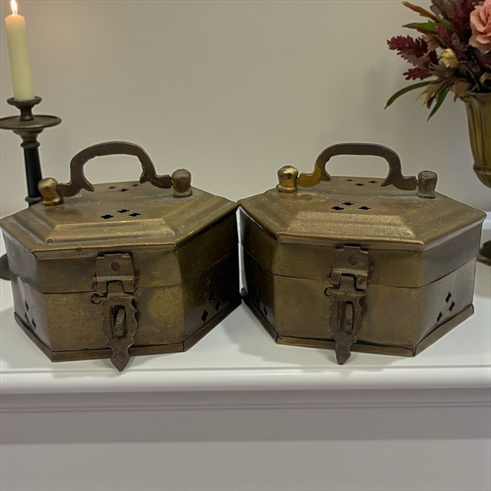 2‎ VTG Brass Oriental Cricket Box Cage Metal Stash Asian Incense Potpourri India